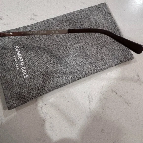 Kenneth Cole Gray Aviator Sunglasses - Picture 4 of 4